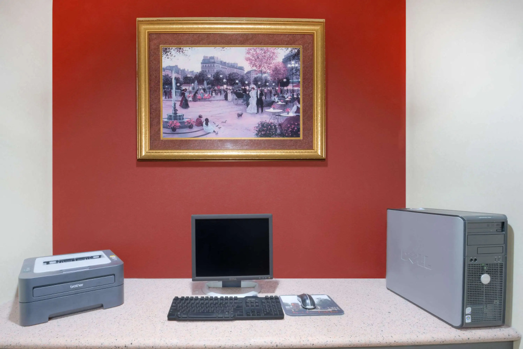 Super 8 by Wyndham Rahway/Newark