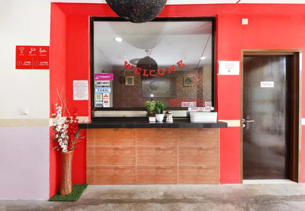 Corridor Hotel