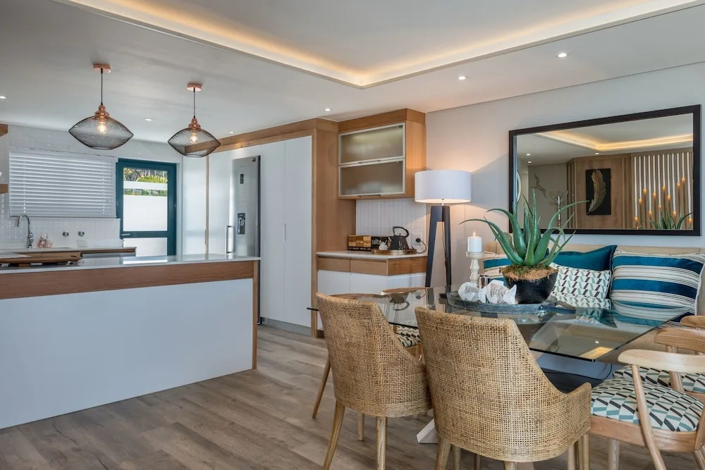 9 on Nautica Camps Bay