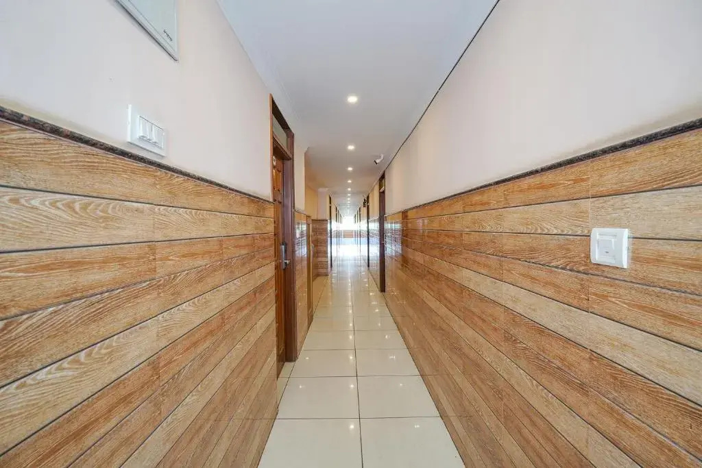 Hotel BNS comforts by Agira Hotels