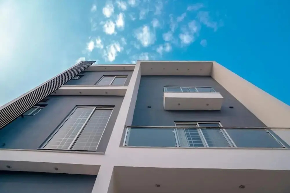 Medallion Suites