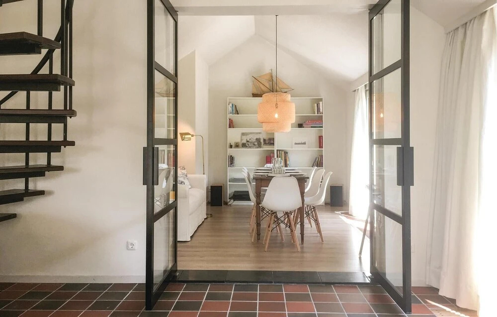 Gorgeous Home In Arnemuiden With Wifi