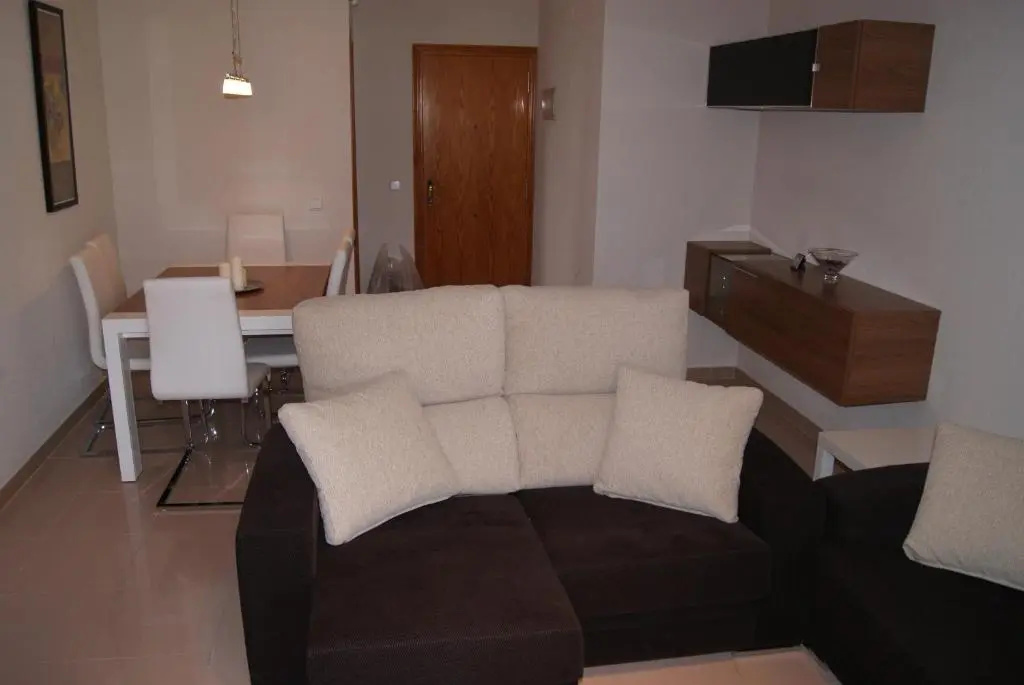 Costa Ballena Cómodo Bajo con Piscina, Patio y 3 Dormitorios Parking free