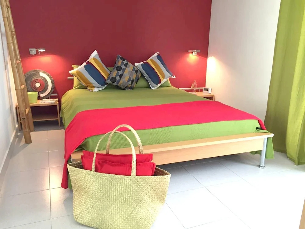 Apartment With one Bedroom in Alicante , With Wonderful sea View, Furnished Balcony and Wifi
