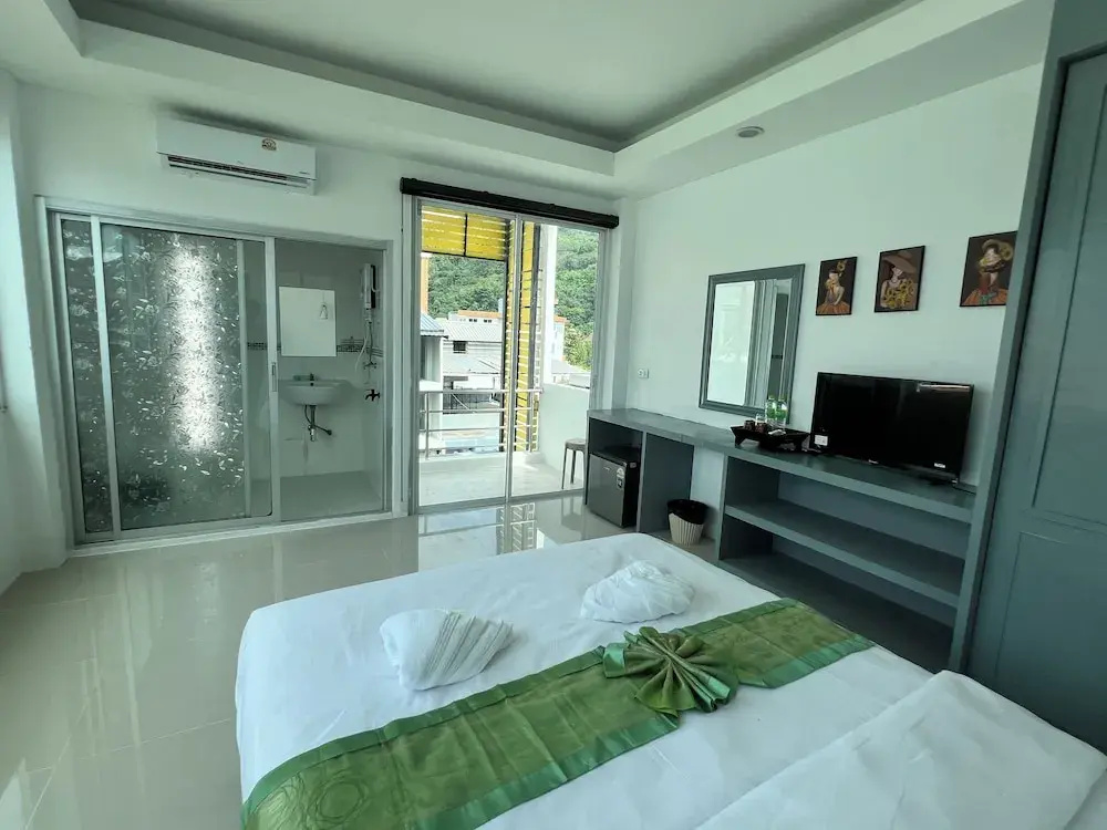 LimeTree Loft Guesthouse