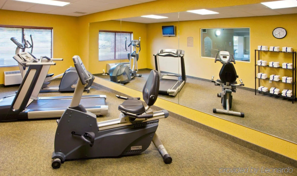 Holiday Inn Express Hotel & Suites Weston by IHG
