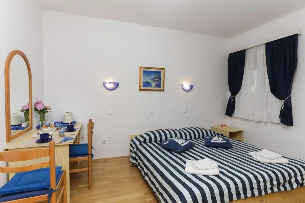 K-apartments
