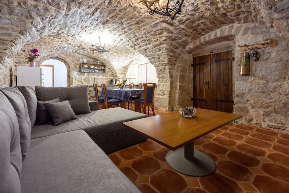 Apartments Neven
