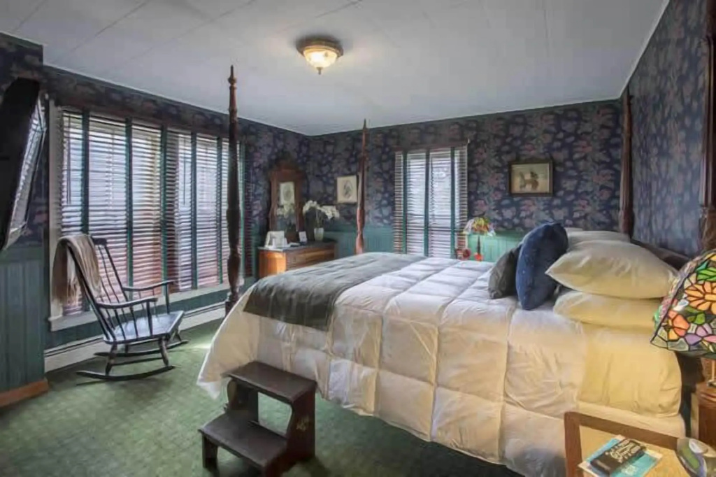 Stroudsmoor Country Inn