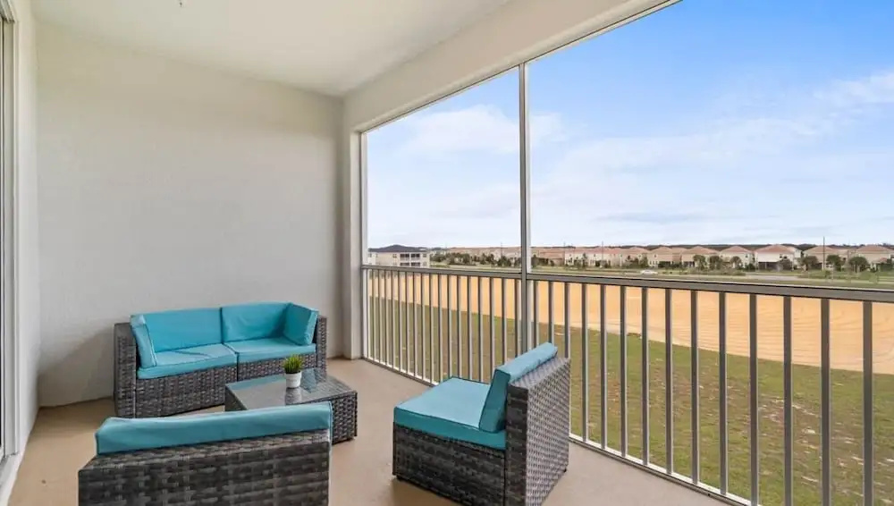 Stylish 3BR Condo Championsgate w Water Park