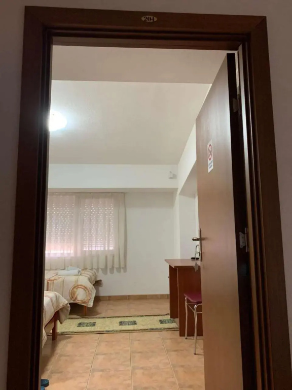Royal L Hotel