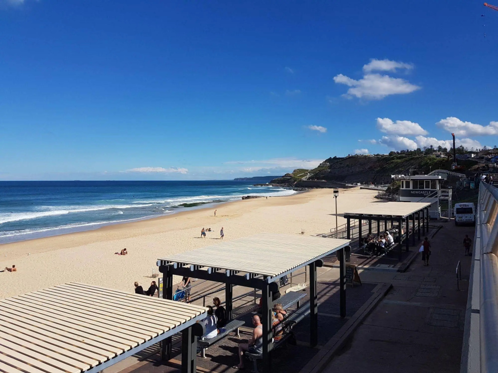 Newcastle Short Stay Apartments - Sandbar Newcastle Beach