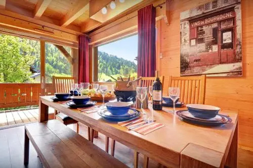 Chalet des Enfants La Clusaz - OVO Network