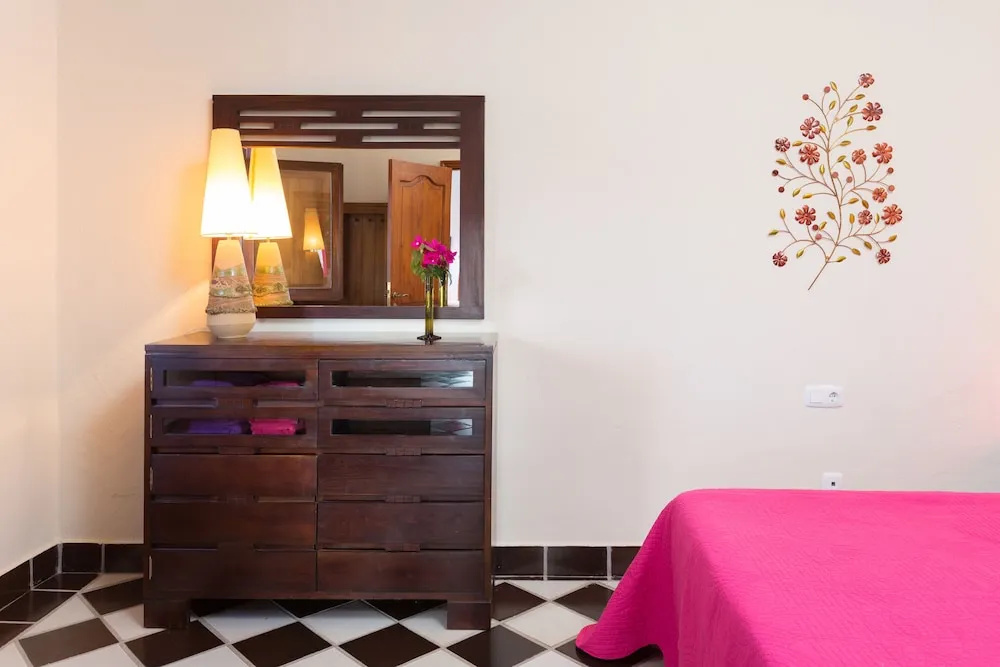 Casa Pilar, Aurora y Tarabilla en Finca Ecológica