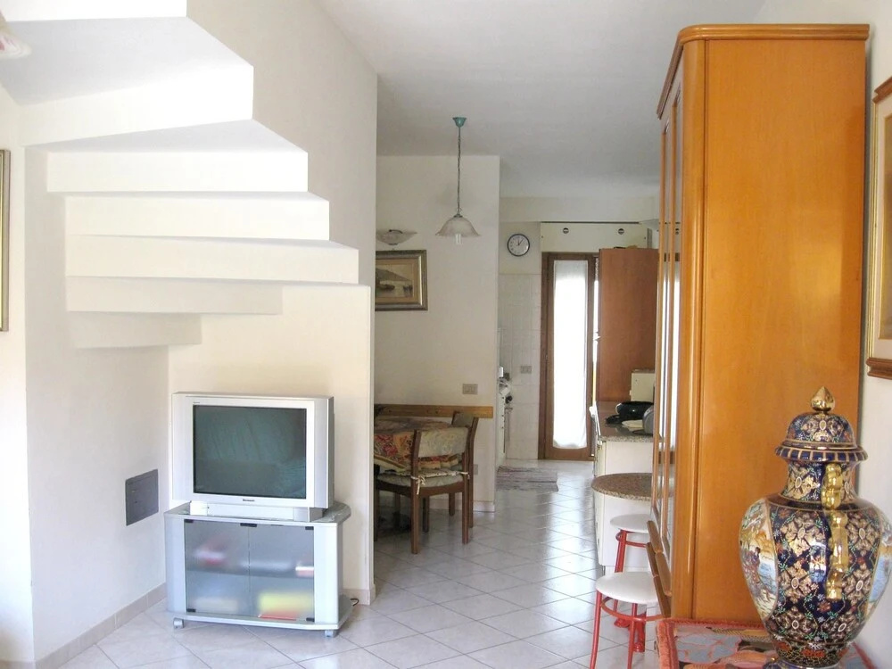 Apartment With 2 Bedrooms in Muravera, With Furnished Balcony - 2 km F