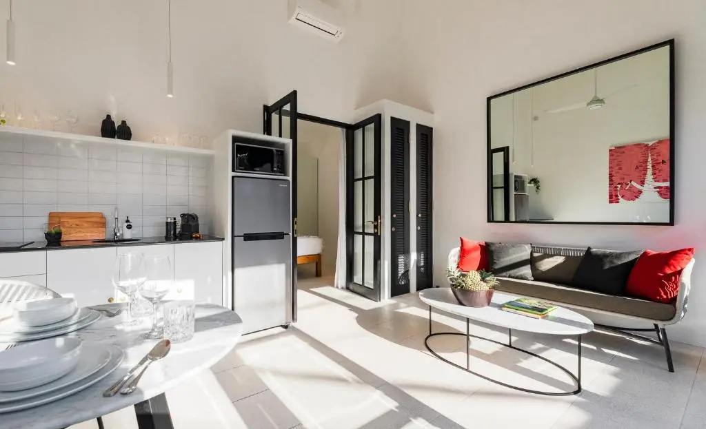 Villa Saffron