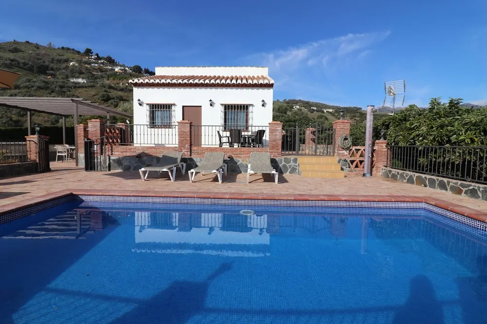 1148 Villa Miracosta