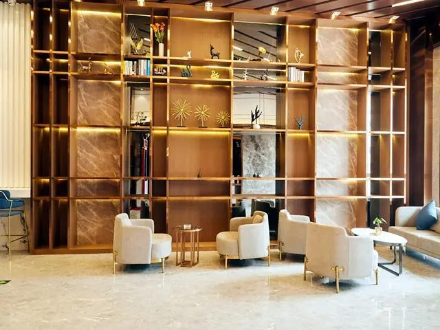 Poltton International Apartment Guangzhou Zhongluotan Metro Station Haotian Building