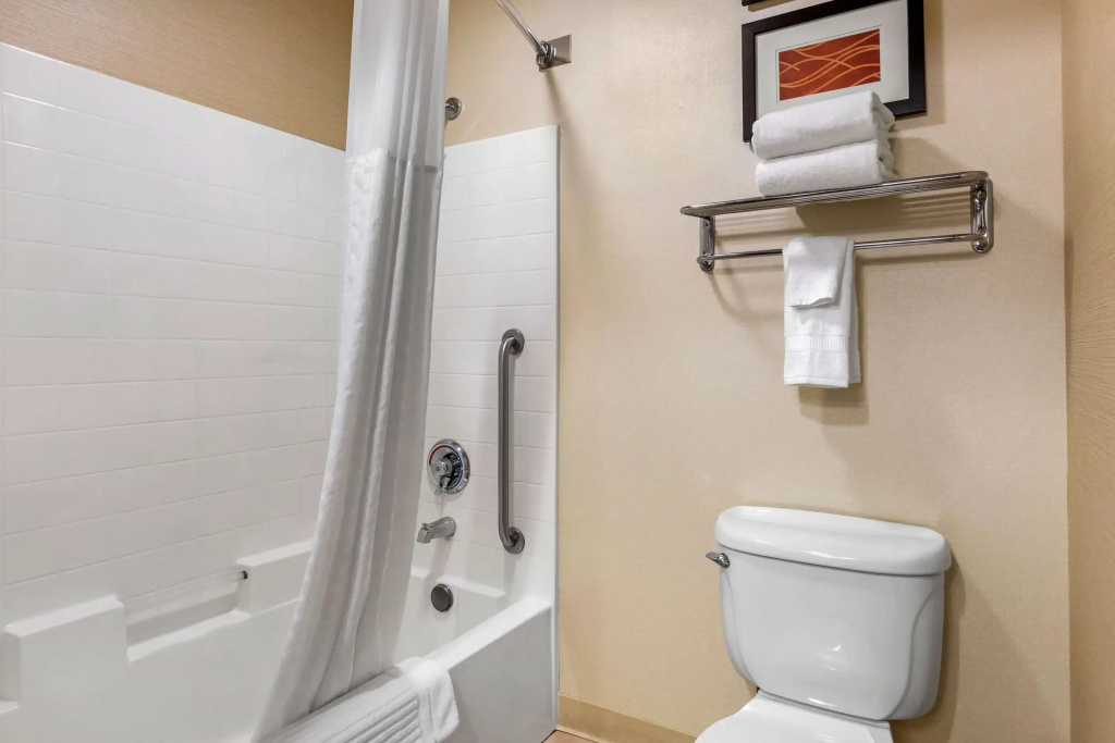 Comfort Inn & Suites Murrieta Temecula Wine Country