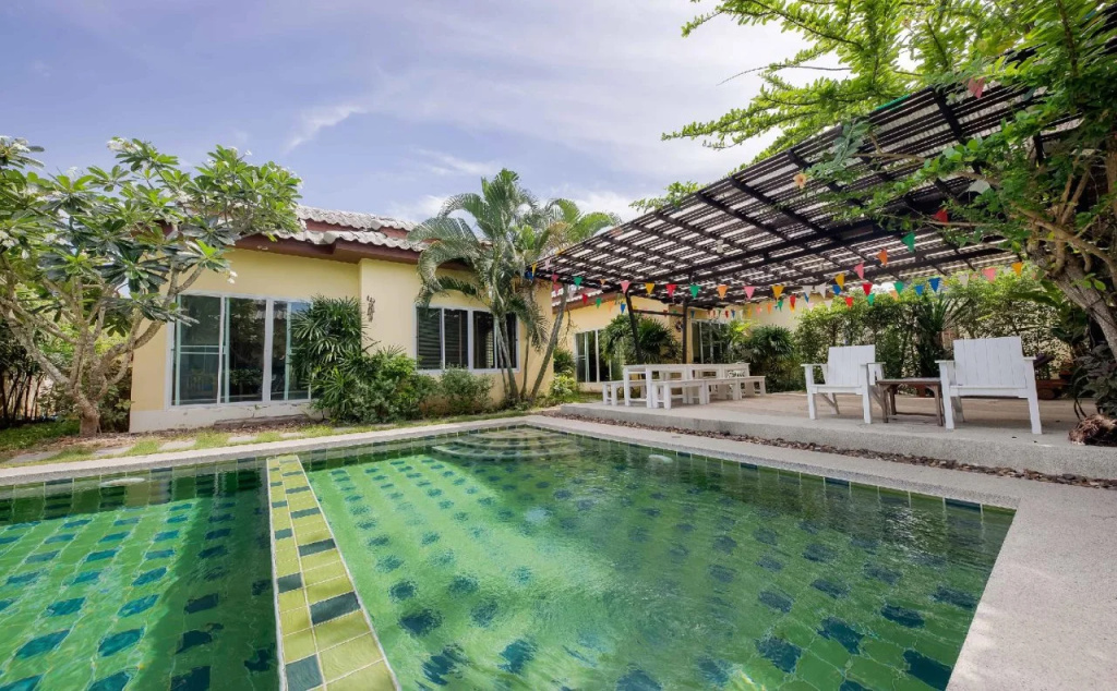 Paradee Resort Hua-Hin