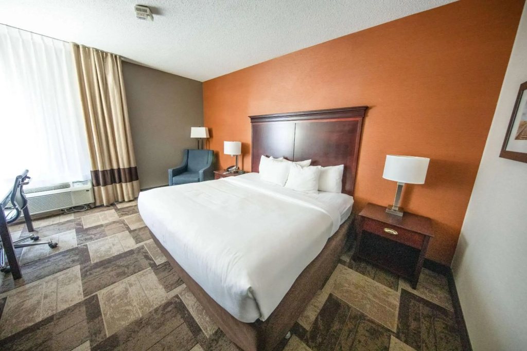Comfort Inn & Suites Hutchinson