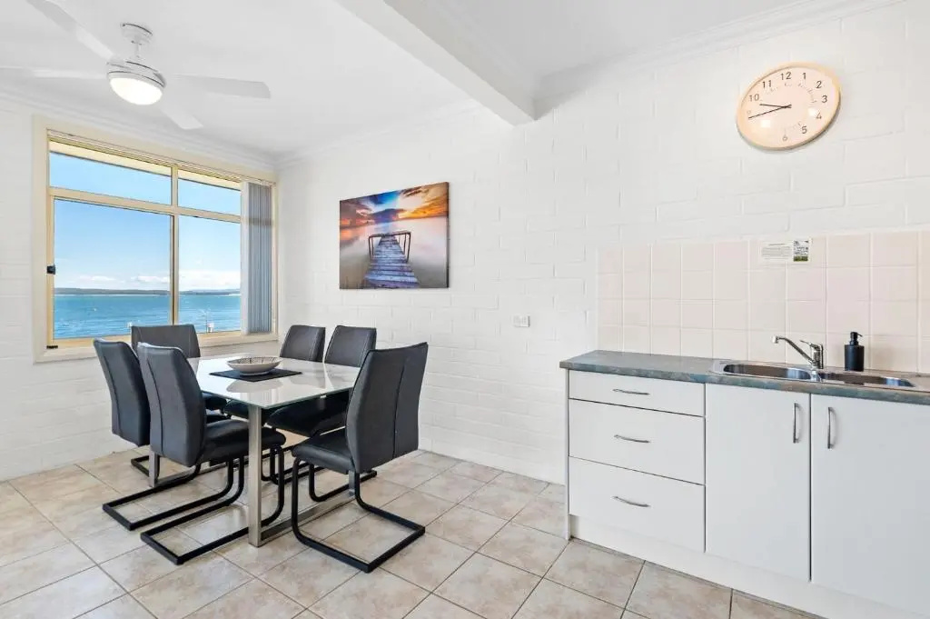 Little Hut, Unit 3, 20 Kurrawa Close