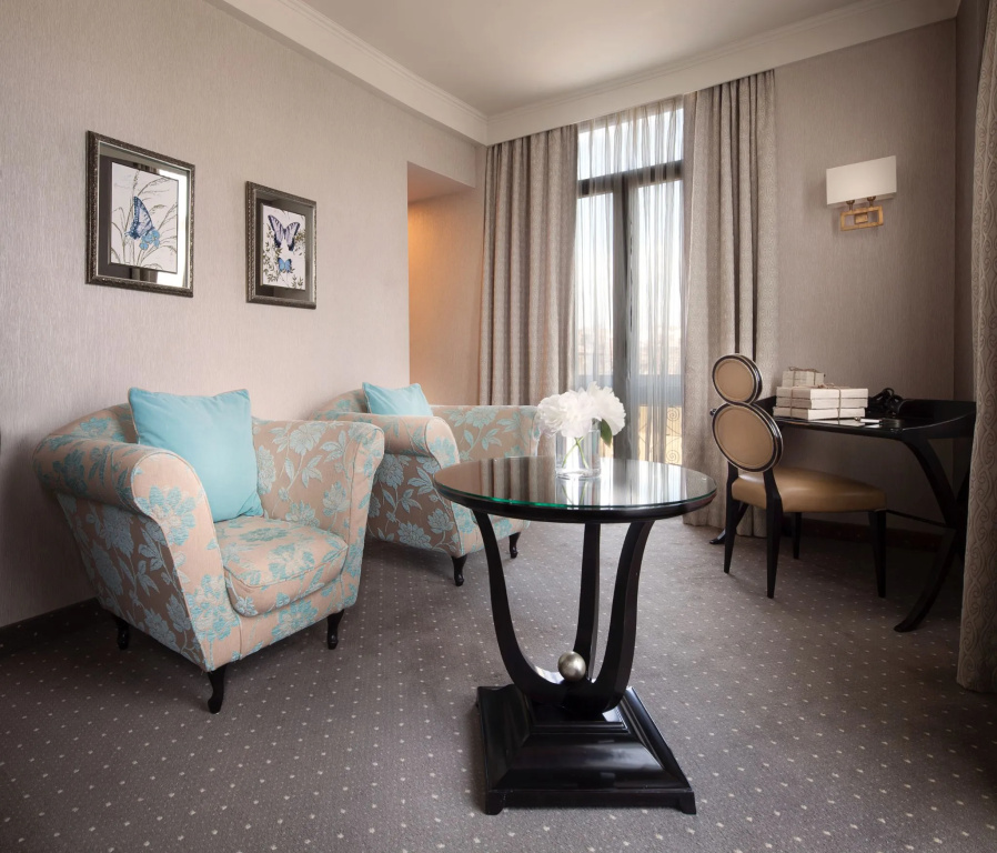 Park Hotel