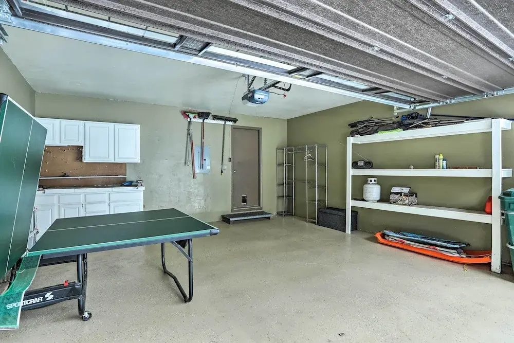 Modern Home w/ Patio: 3 Mi to Beaver Creek Resort!
