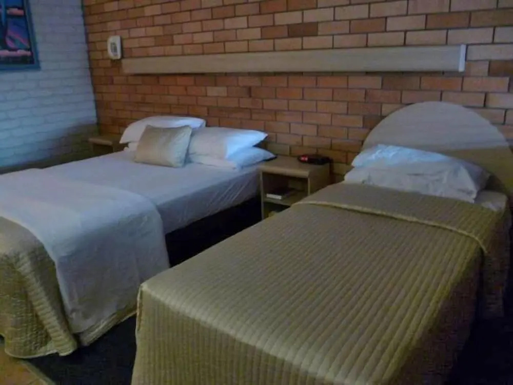 Castle Motor Lodge