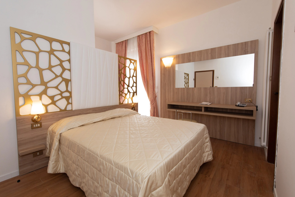 Hotel Re Enzo