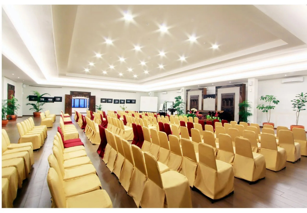 Sukajadi Hotel