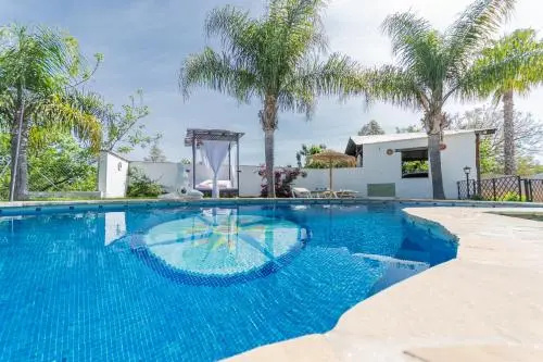 Cubo's Villa Sonia