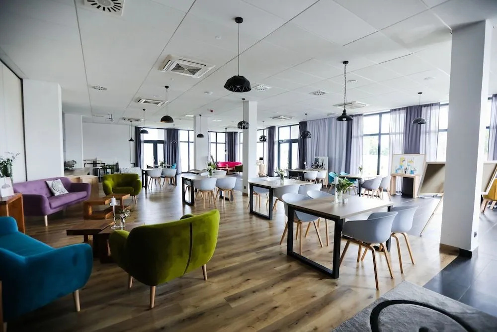 Natural Hotel przy plaży-Ostróda-basen na III kondygnacji