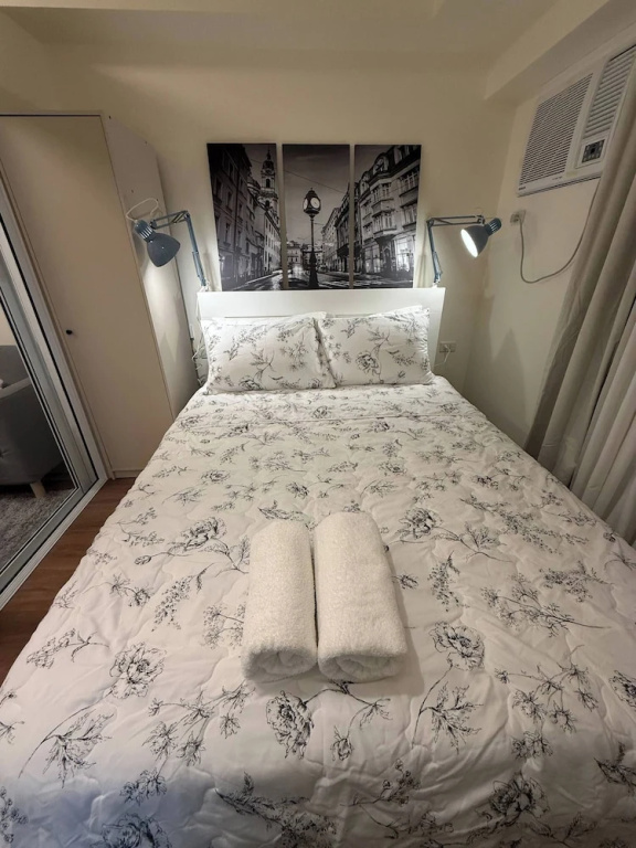 1BR Luxury Apartment The Camden Place