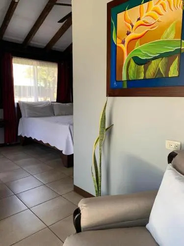 Colinas del Miravalles Hotel & Hot Springs