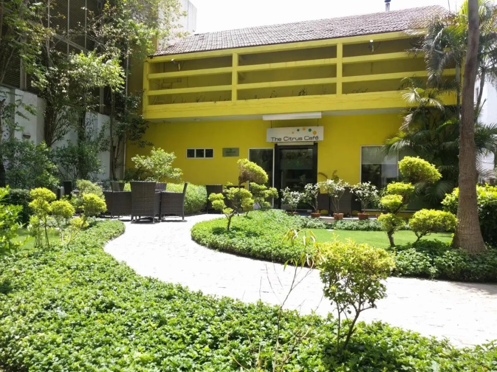 Lemon Tree Hotel, Udyog Vihar, Gurugram