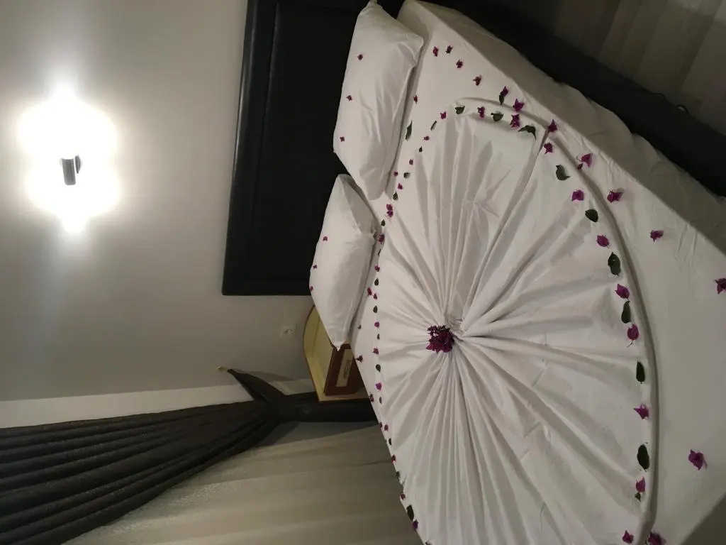 Dostlar Hotel
