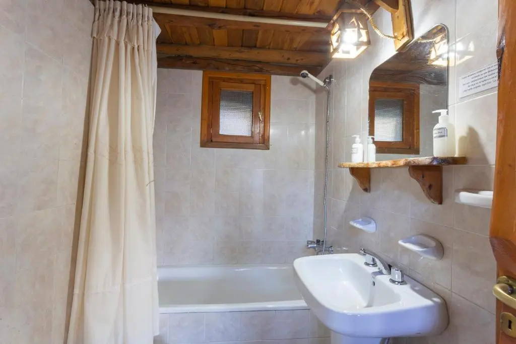 Cabañas Villa Labrador con costa de lago