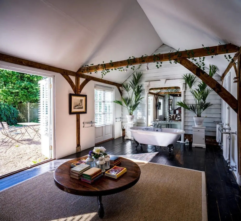 Captain's House / 9-bed Home on Osea Island, Essex