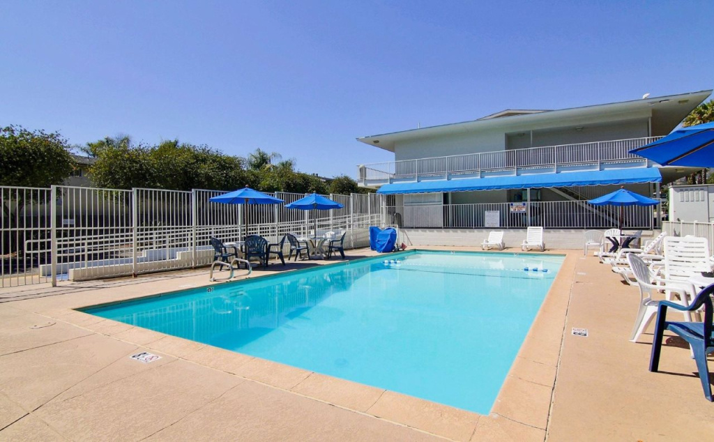 Motel 6-Santa Barbara, CA - State Street