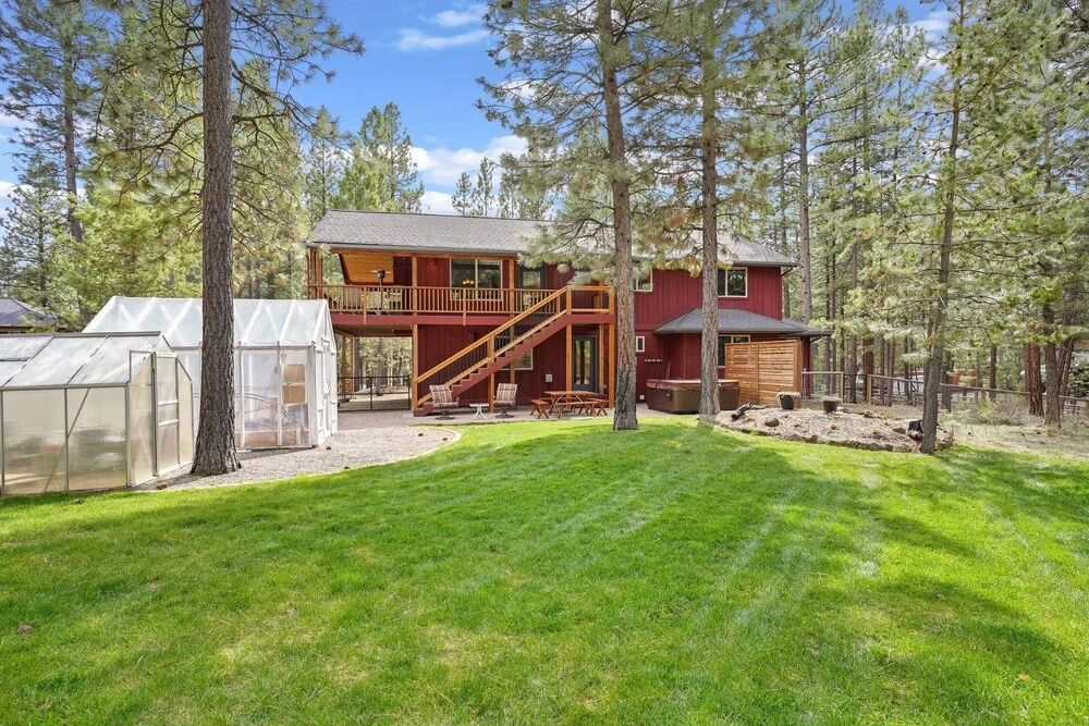 16 Jillian 4 Bedroom Home by RedAwning