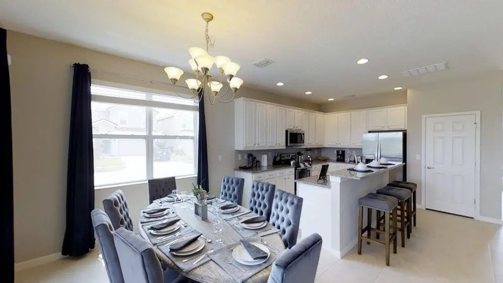 ACO PREMIUM – 8 Bd with private Pool and Spa (1732