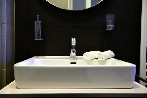 Downtown Deluxe