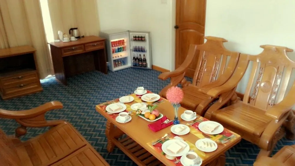 Mrauk U Hotel