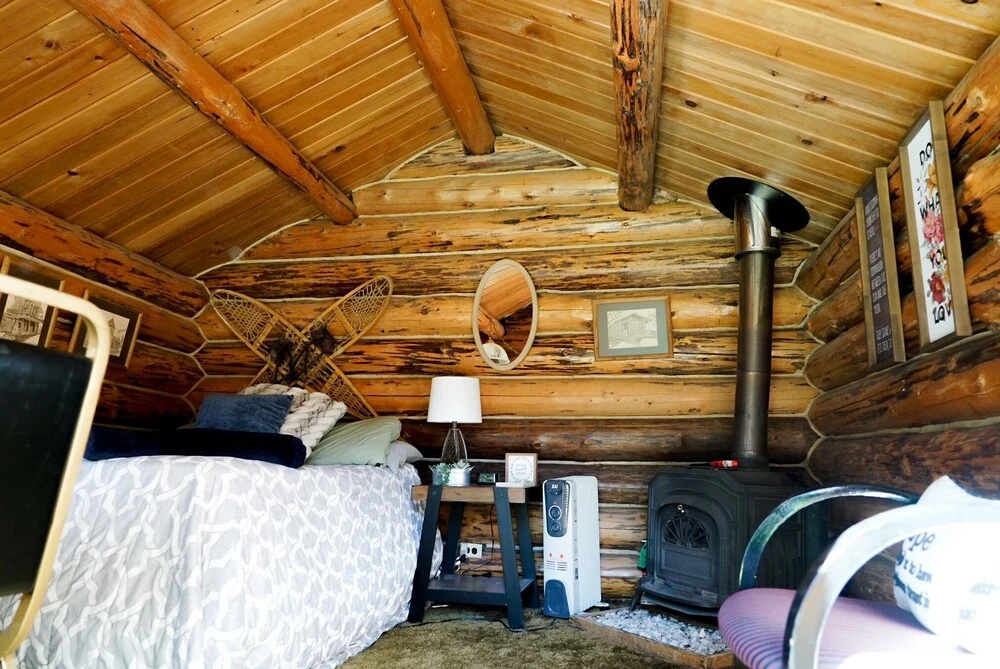 Hope Alaskas Bear Creek Lodge