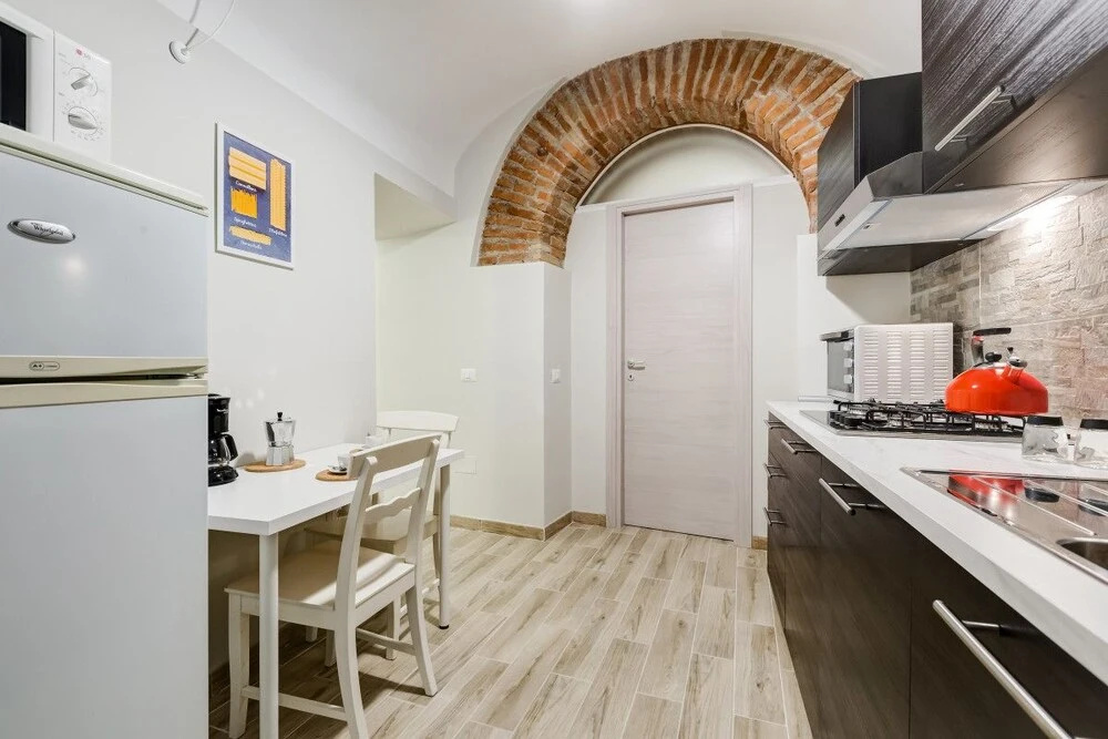 Lovely and Modern Flat 5 Minutes From Colosseo!