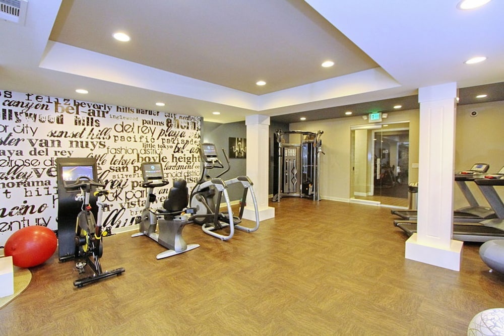 Beverly Condos by Barsala