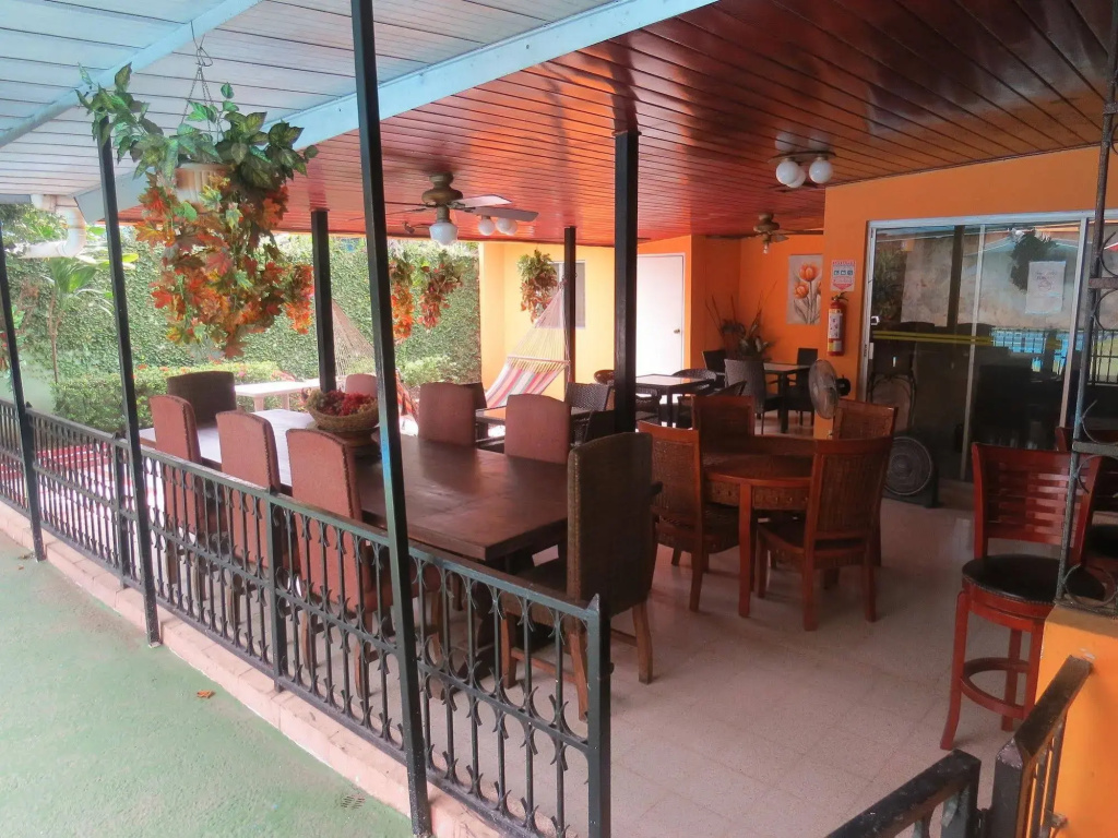 Hostal Cocos Inn