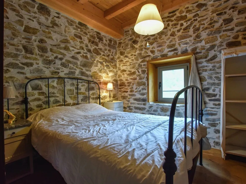 Farmhouse in Pyrenees With Pool