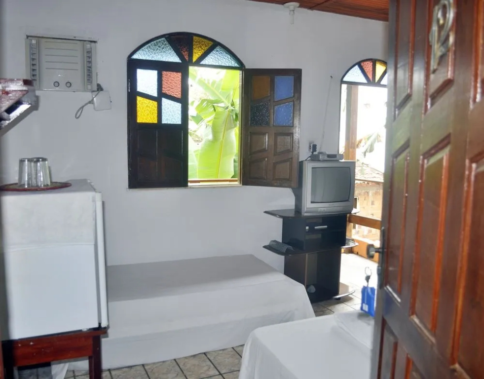 Pico das Praias Suites